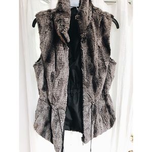 Reversible faux fur vest